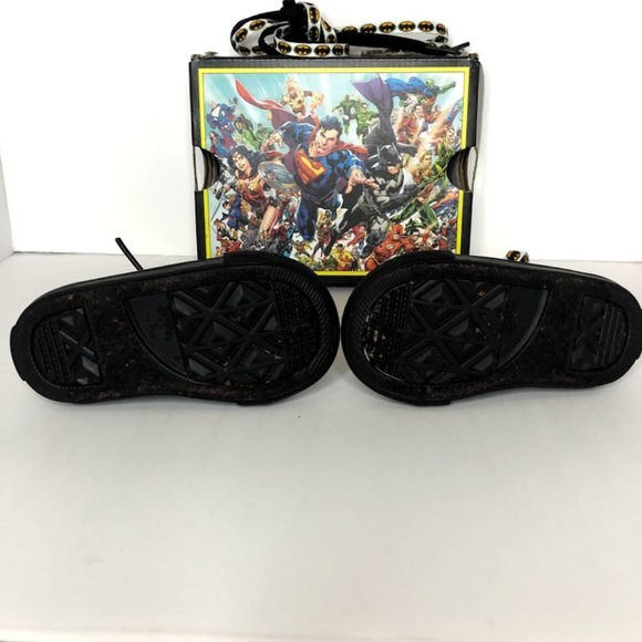 DC Comics Batman Converse Size 4 Baby/Toddler - Picture 6 of 8